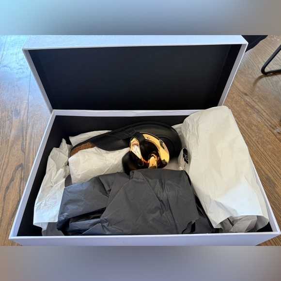 NWT JW Anderson Black and Gold Mule Shoes - Picture 3 of 4